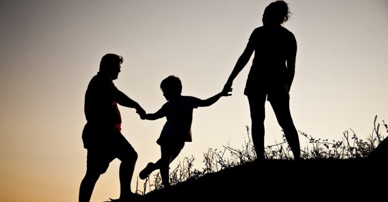 Family Silhouette (Public Domain)