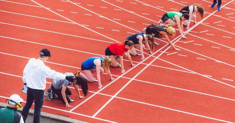 Girls' track race (public domain image)