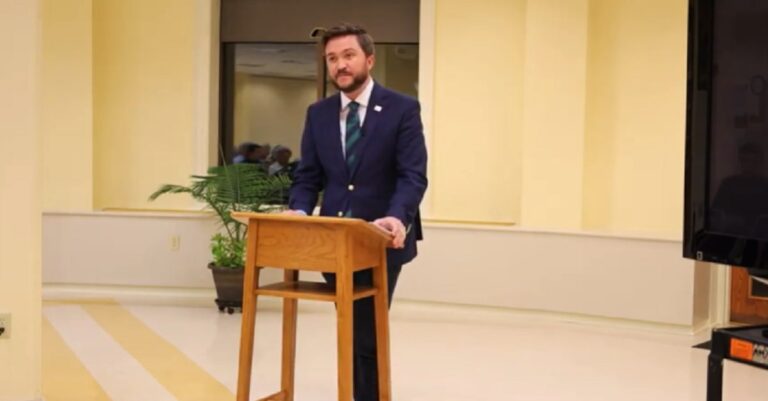 Terry Schilling speaks at St. Raymond of Penafort Catholic Church, 9-30-21