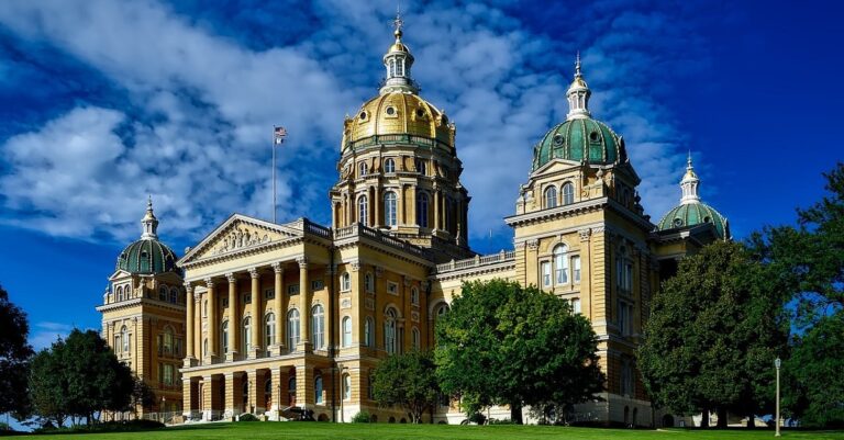 Iowa Capitol building (public domain image)